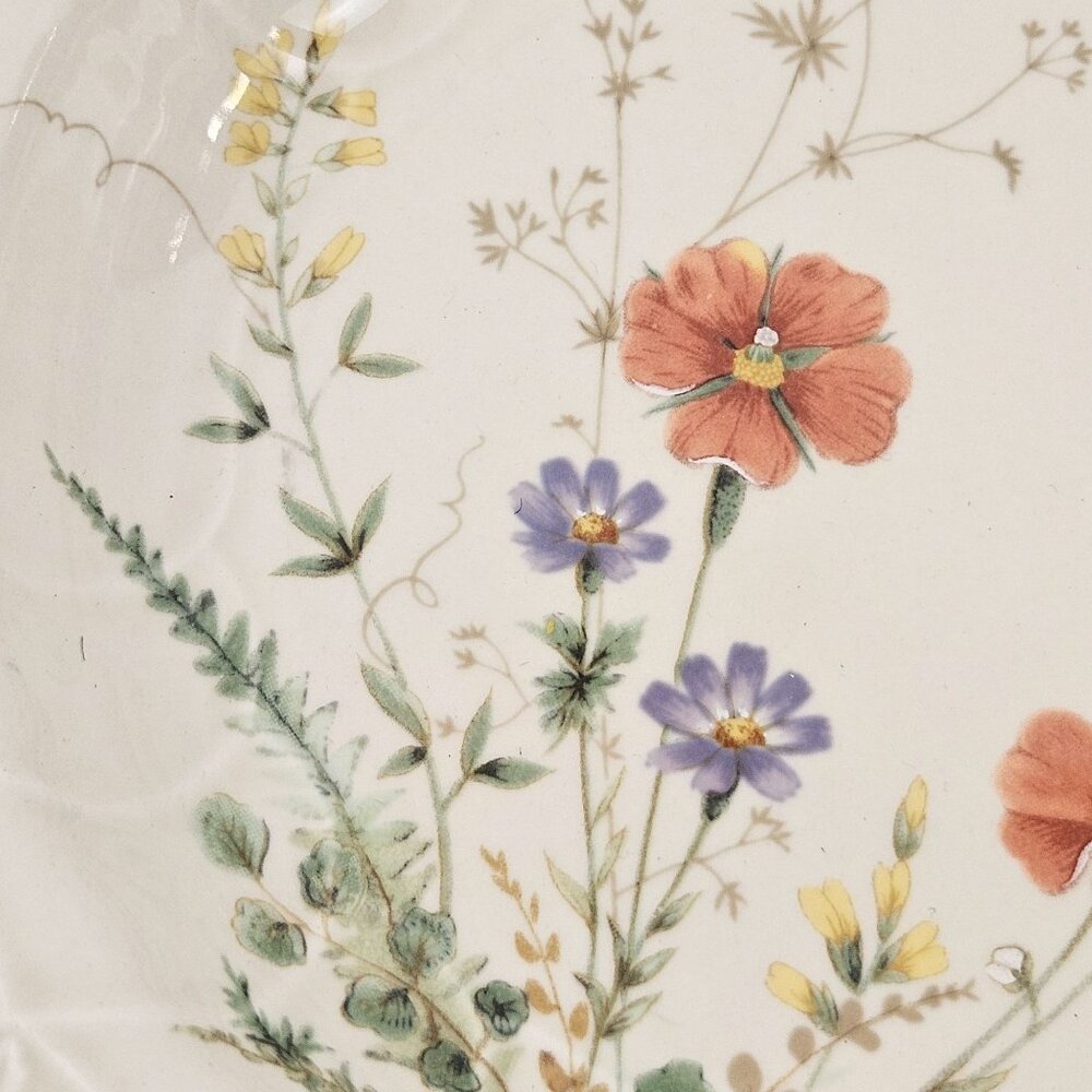 Mikasa Margaux Large Rim Soup Bowl Floral Embossed Basketweave Vintage Japan - Picture 4 of 10